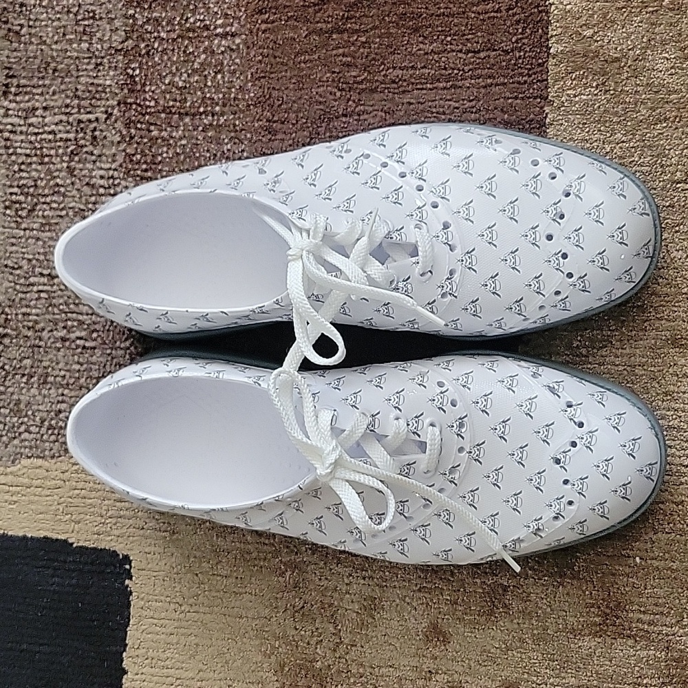 Biion Oxford Rubber Golf Shoes Womens Size 8 Spikeless Performance EVA Foam